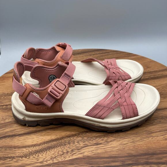 Keen Terradora II Sandals Womens Size 7.5 Red Open Toe Hiking Walking Comfort - Picture 1 of 8